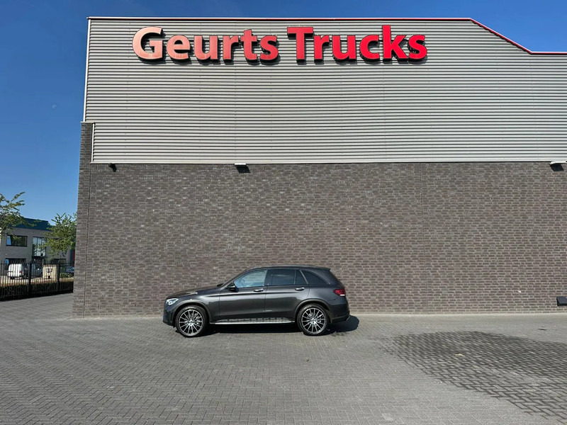 Mercedes-Benz GLC AMG 200 4MATIC - SUV: φωτογραφία 1 Mercedes-Benz GLC AMG 200 4MATIC - SUV: φωτογραφία 1