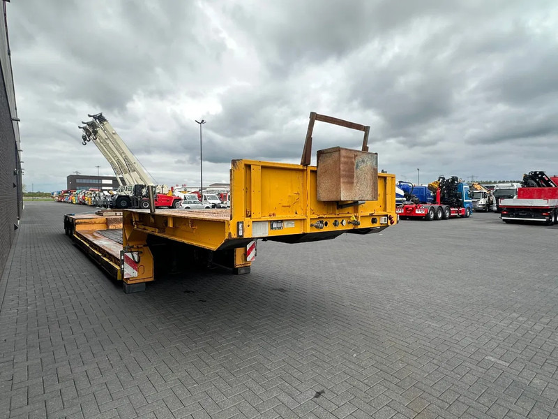Nooteboom EURO-48-03 DIEPLADER / TIEFLADER / LOW LOADER MET HYDRAULISCH VERING EN STUURASSEN - Επικαθήμενο με χαμηλό δάπεδο: φωτογραφία 4 Nooteboom EURO-48-03 DIEPLADER / TIEFLADER / LOW LOADER MET HYDRAULISCH VERING EN STUURASSEN - Επικαθήμενο με χαμηλό δάπεδο: φωτογραφία 4