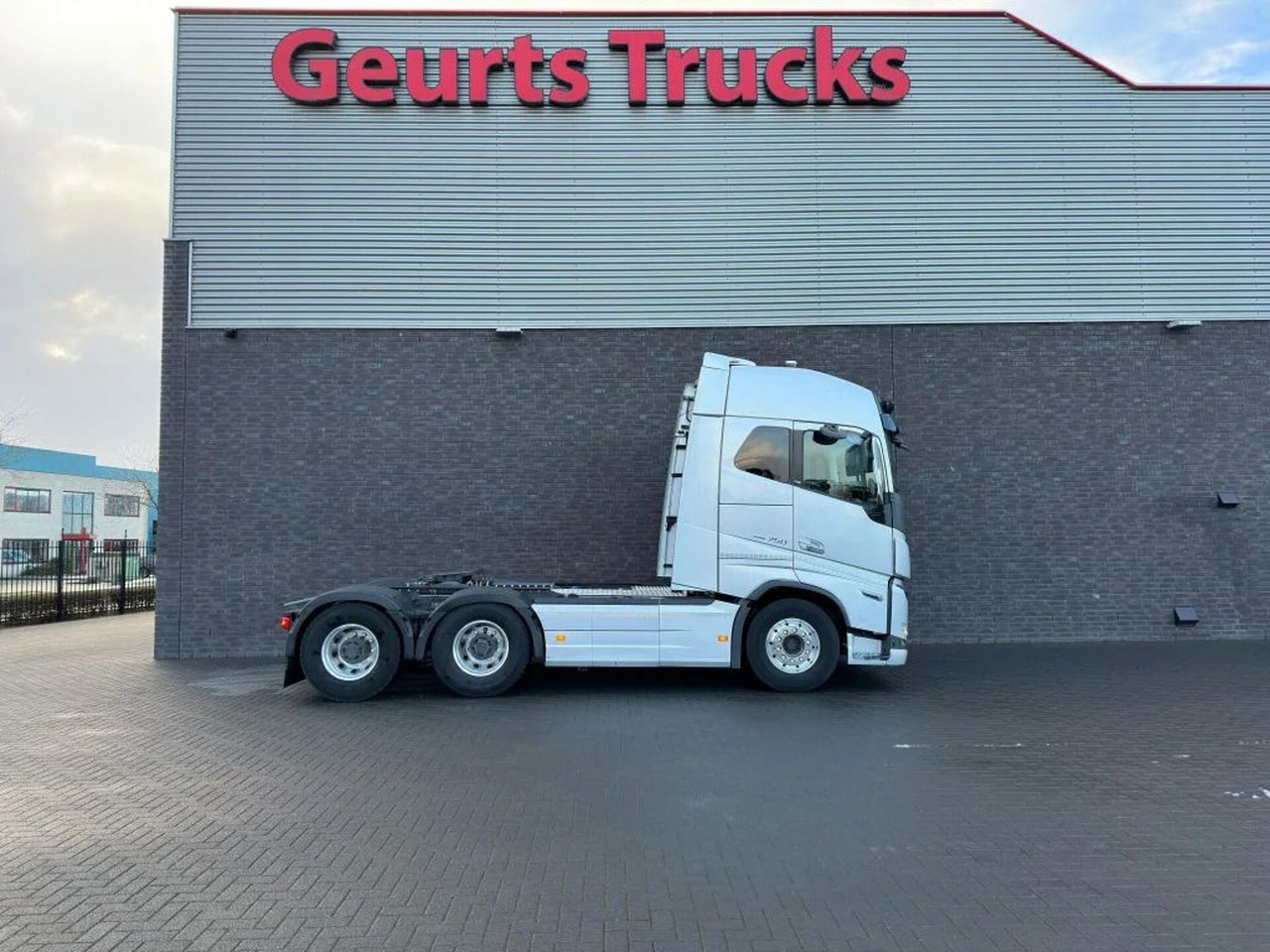 Volvo FH 16.750 6X4 TREKKER/TRACTOR/SZM EURO 6 HYDRAUL - Τράκτορας: φωτογραφία 4 Volvo FH 16.750 6X4 TREKKER/TRACTOR/SZM EURO 6 HYDRAUL - Τράκτορας: φωτογραφία 4