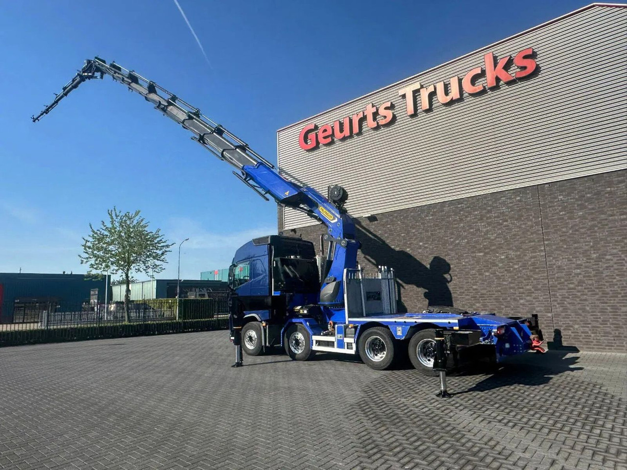 Volvo FH 540 8X4 TREKKER / BAKWAGEN MET PALFINGER PK13 - Φορτηγό με γερανό: φωτογραφία 4 Volvo FH 540 8X4 TREKKER / BAKWAGEN MET PALFINGER PK13 - Φορτηγό με γερανό: φωτογραφία 4