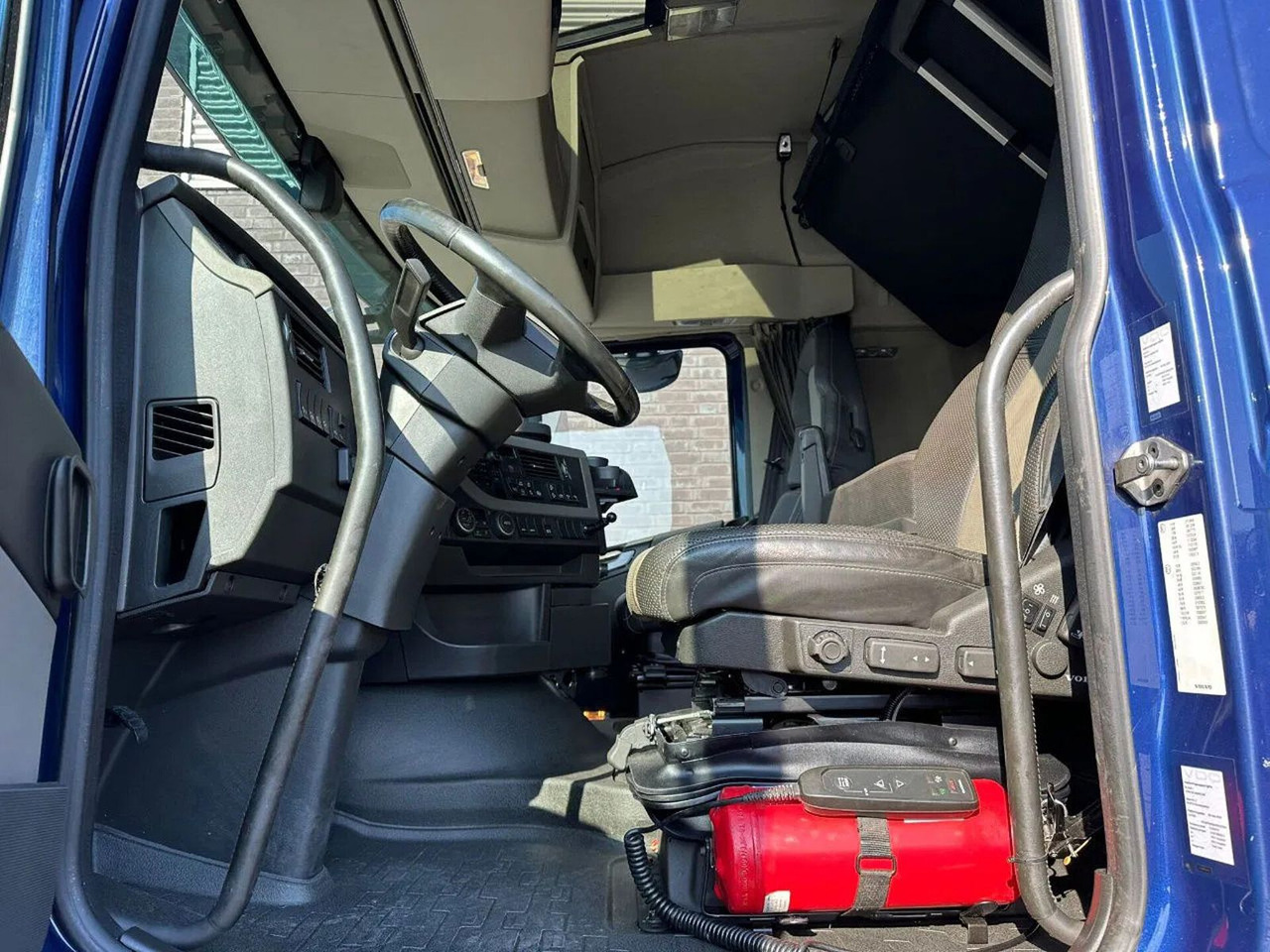 Τράκτορας Volvo FH 540 8X4 TREKKER / BAKWAGEN MET PALFINGER PK13: φωτογραφία 16