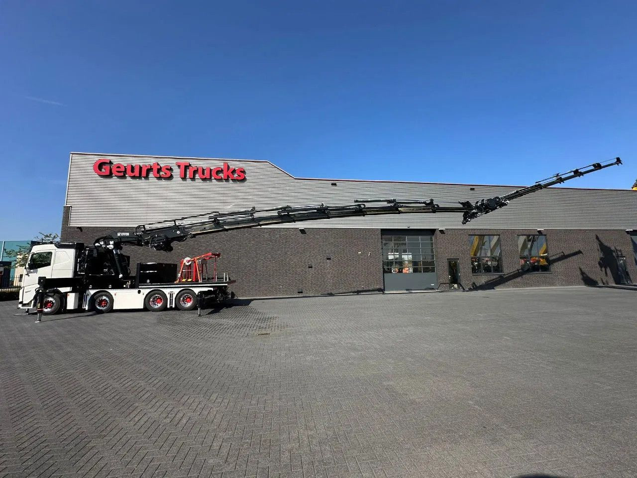 Volvo FH 540 8X4F R TREKKER / BAKWAGEN MET EFFER 1405/ - Φορτηγό με γερανό: φωτογραφία 5 Volvo FH 540 8X4F R TREKKER / BAKWAGEN MET EFFER 1405/ - Φορτηγό με γερανό: φωτογραφία 5
