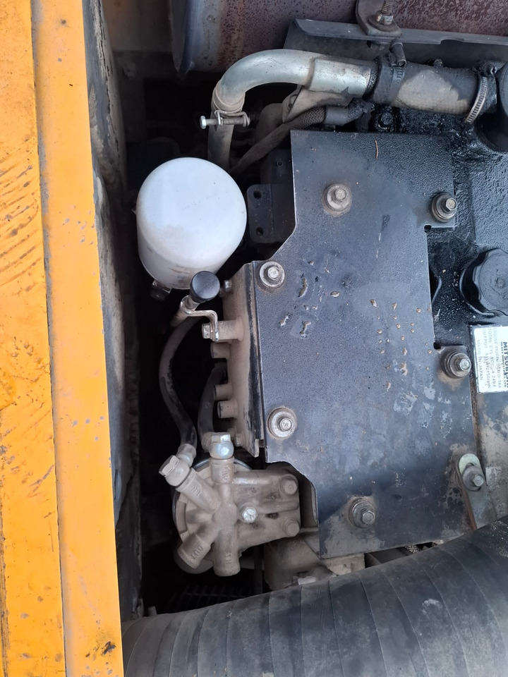 HYUNDAI R 140 W - Τροχοφόρος εκσκαφέας: φωτογραφία 5 HYUNDAI R 140 W - Τροχοφόρος εκσκαφέας: φωτογραφία 5