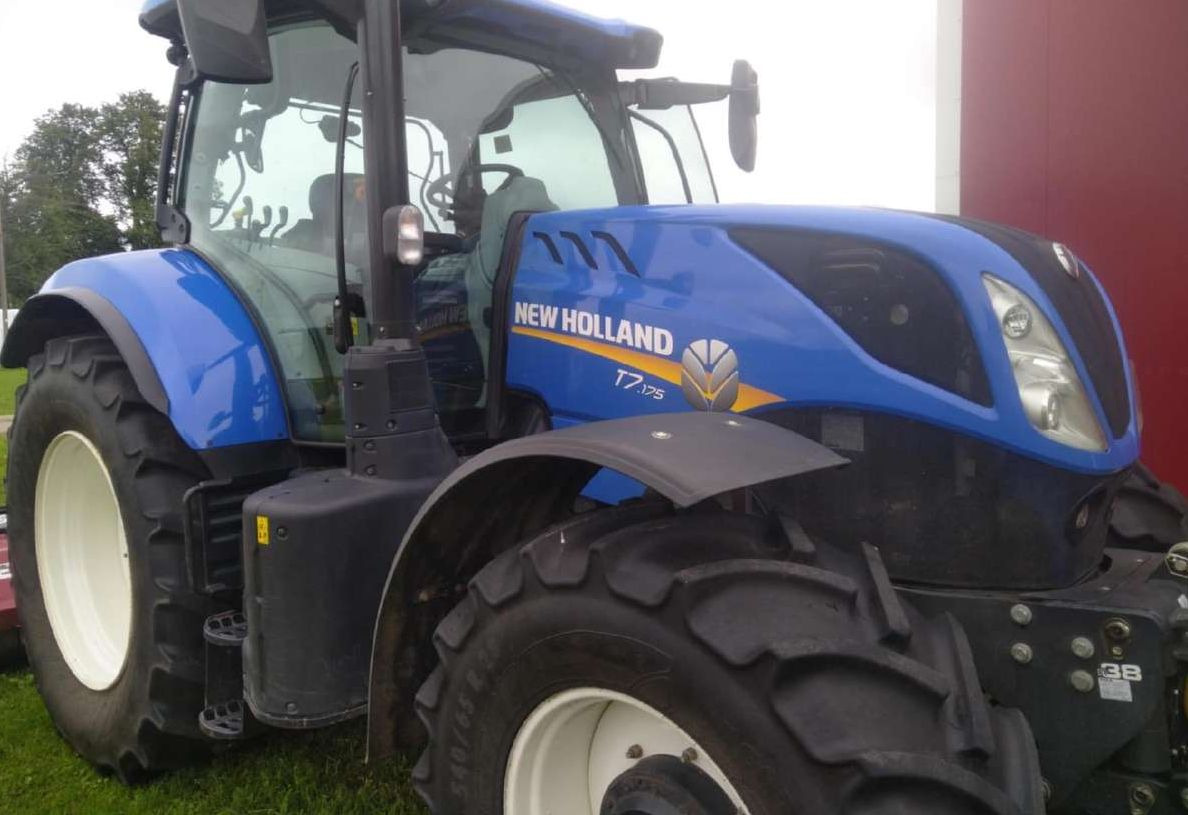 NEW HOLLAND T7.175 - Τρακτέρ: φωτογραφία 1 NEW HOLLAND T7.175 - Τρακτέρ: φωτογραφία 1