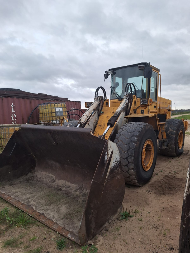 VOLVO L120B - Ελαστιχοφόρος φορτωτής: φωτογραφία 5 VOLVO L120B - Ελαστιχοφόρος φορτωτής: φωτογραφία 5