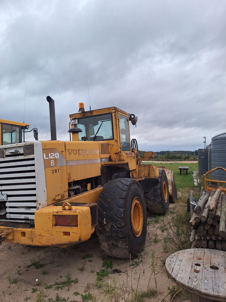 VOLVO L120B - Ελαστιχοφόρος φορτωτής: φωτογραφία 4 VOLVO L120B - Ελαστιχοφόρος φορτωτής: φωτογραφία 4