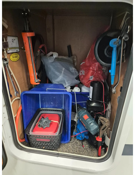 Μίσθωση Camper ROLLER TEAM AUTOROLLER 595 P..... trekhaak,eerste eigenaar. Camper ROLLER TEAM AUTOROLLER 595 P..... trekhaak,eerste eigenaar.: φωτογραφία 12 Μίσθωση Camper ROLLER TEAM AUTOROLLER 595 P..... trekhaak,eerste eigenaar. Camper ROLLER TEAM AUTOROLLER 595 P..... trekhaak,eerste eigenaar.: φωτογραφία 12