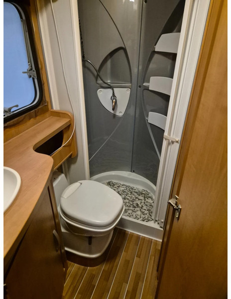 Μίσθωση Camper ROLLER TEAM AUTOROLLER 595 P..... trekhaak,eerste eigenaar. Camper ROLLER TEAM AUTOROLLER 595 P..... trekhaak,eerste eigenaar.: φωτογραφία 18 Μίσθωση Camper ROLLER TEAM AUTOROLLER 595 P..... trekhaak,eerste eigenaar. Camper ROLLER TEAM AUTOROLLER 595 P..... trekhaak,eerste eigenaar.: φωτογραφία 18