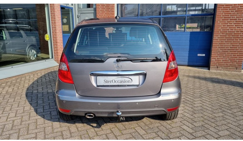 Mercedes-Benz A-Klasse A160 Automaat Elegance.airco.trekhaak. - Hatchback: φωτογραφία 4 Mercedes-Benz A-Klasse A160 Automaat Elegance.airco.trekhaak. - Hatchback: φωτογραφία 4