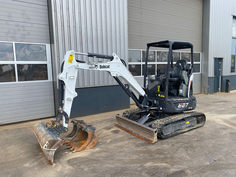 Bobcat E27 - Ερπυστριοφόρος εκσκαφέας: φωτογραφία 2 Bobcat E27 - Ερπυστριοφόρος εκσκαφέας: φωτογραφία 2