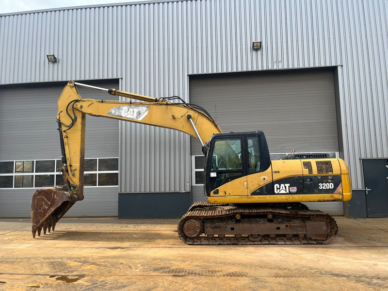 Caterpillar 320D - bucket with teeth - Ερπυστριοφόρος εκσκαφέας: φωτογραφία 1 Caterpillar 320D - bucket with teeth - Ερπυστριοφόρος εκσκαφέας: φωτογραφία 1