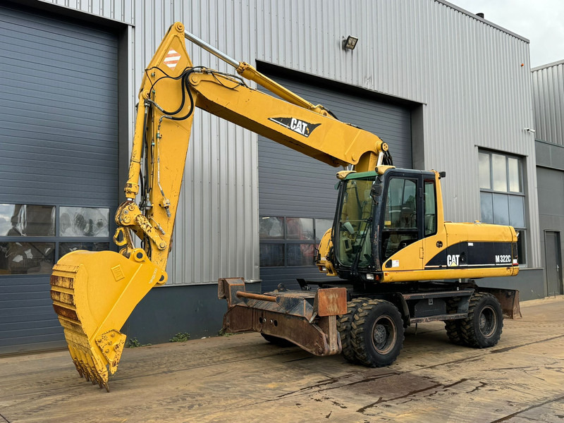 Caterpillar M322C - Hydraulic stabilizers / VA Triple boom / CE-certified, - Τροχοφόρος εκσκαφέας: φωτογραφία 4 Caterpillar M322C - Hydraulic stabilizers / VA Triple boom / CE-certified, - Τροχοφόρος εκσκαφέας: φωτογραφία 4