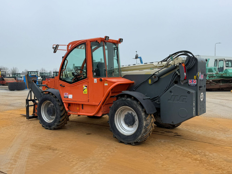 JLG 4017 - Τηλεσκοπικός φορτωτής: φωτογραφία 4 JLG 4017 - Τηλεσκοπικός φορτωτής: φωτογραφία 4