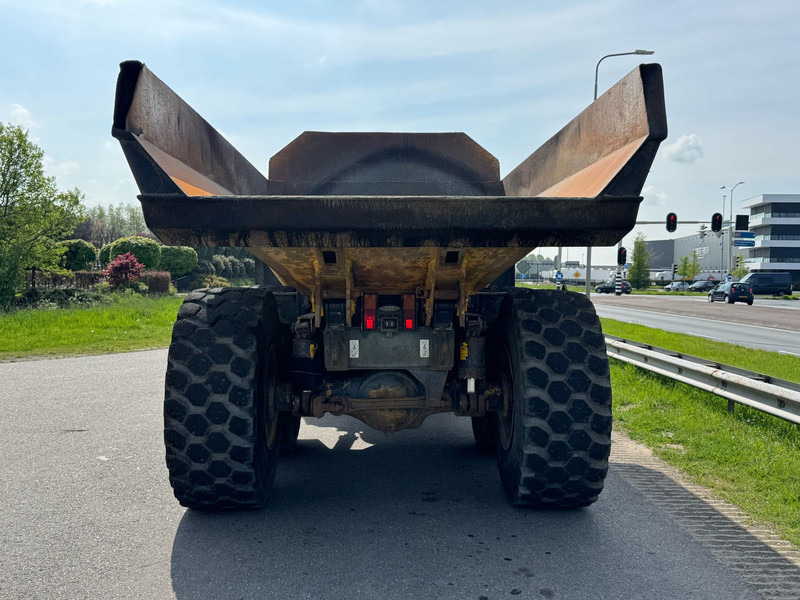 Komatsu HM300-2 - Αρθρωτό φορτηγό: φωτογραφία 4 Komatsu HM300-2 - Αρθρωτό φορτηγό: φωτογραφία 4