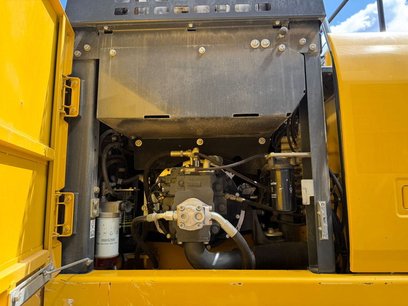 Μίσθωση Komatsu PW180-11 Komatsu PW180-11: φωτογραφία 19