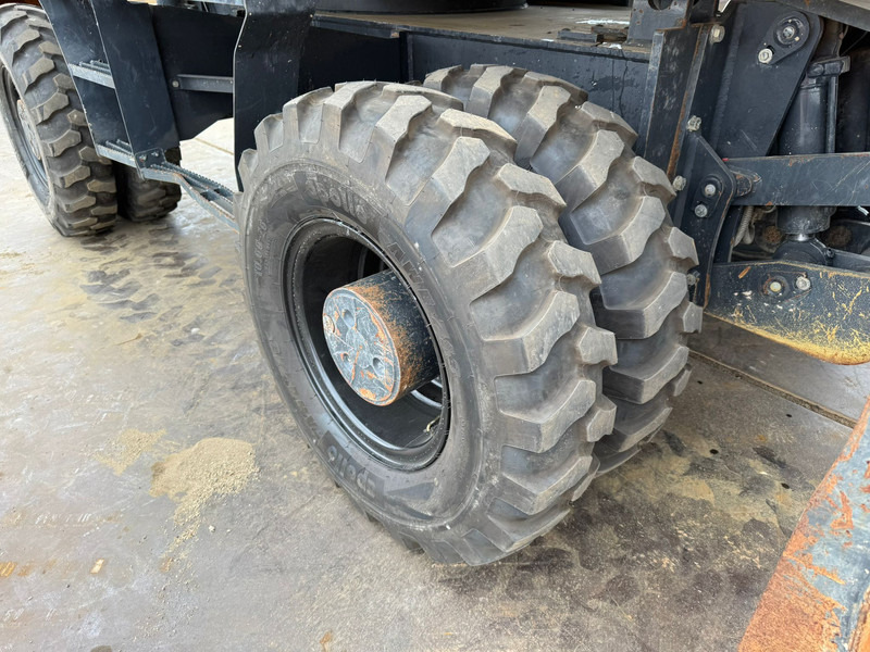 Μίσθωση Komatsu PW180-11 Komatsu PW180-11: φωτογραφία 12