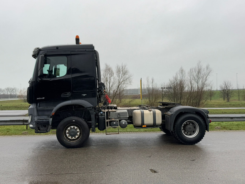 MERCEDESBENZ Arocs 2043 4x4 Tractor Head - Τράκτορας: φωτογραφία 2 MERCEDESBENZ Arocs 2043 4x4 Tractor Head - Τράκτορας: φωτογραφία 2