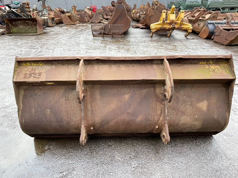Volvo 10/20 shovel bucket - Κουβάς: φωτογραφία 4 Volvo 10/20 shovel bucket - Κουβάς: φωτογραφία 4