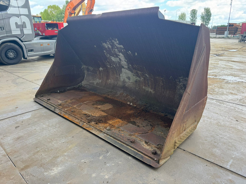 Volvo 4.2 m3 - Κουβάς: φωτογραφία 1 Volvo 4.2 m3 - Κουβάς: φωτογραφία 1