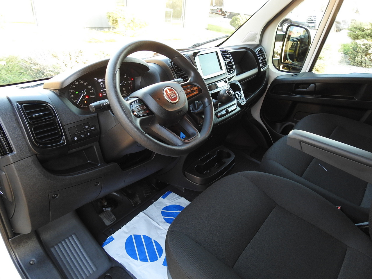 FIAT DUCATO BOX LIFT 8 PALLETS CRUISE CONTROL AIR CONDITIONING 180HP - Επαγγελματικό αυτοκίνητο κόφα: φωτογραφία 2 FIAT DUCATO BOX LIFT 8 PALLETS CRUISE CONTROL AIR CONDITIONING 180HP - Επαγγελματικό αυτοκίνητο κόφα: φωτογραφία 2