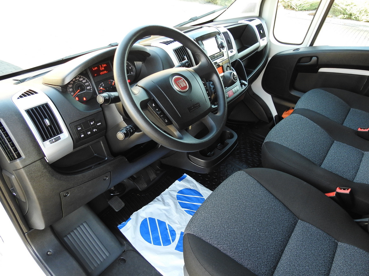 FIAT DUCATO REFRIGERATOR VAN -10*C POWER SUPPLY 230V AIR CONDITIONING 175HP - Επαγγελματικό αυτοκίνητο ψυγείο: φωτογραφία 2 FIAT DUCATO REFRIGERATOR VAN -10*C POWER SUPPLY 230V AIR CONDITIONING 175HP - Επαγγελματικό αυτοκίνητο ψυγείο: φωτογραφία 2