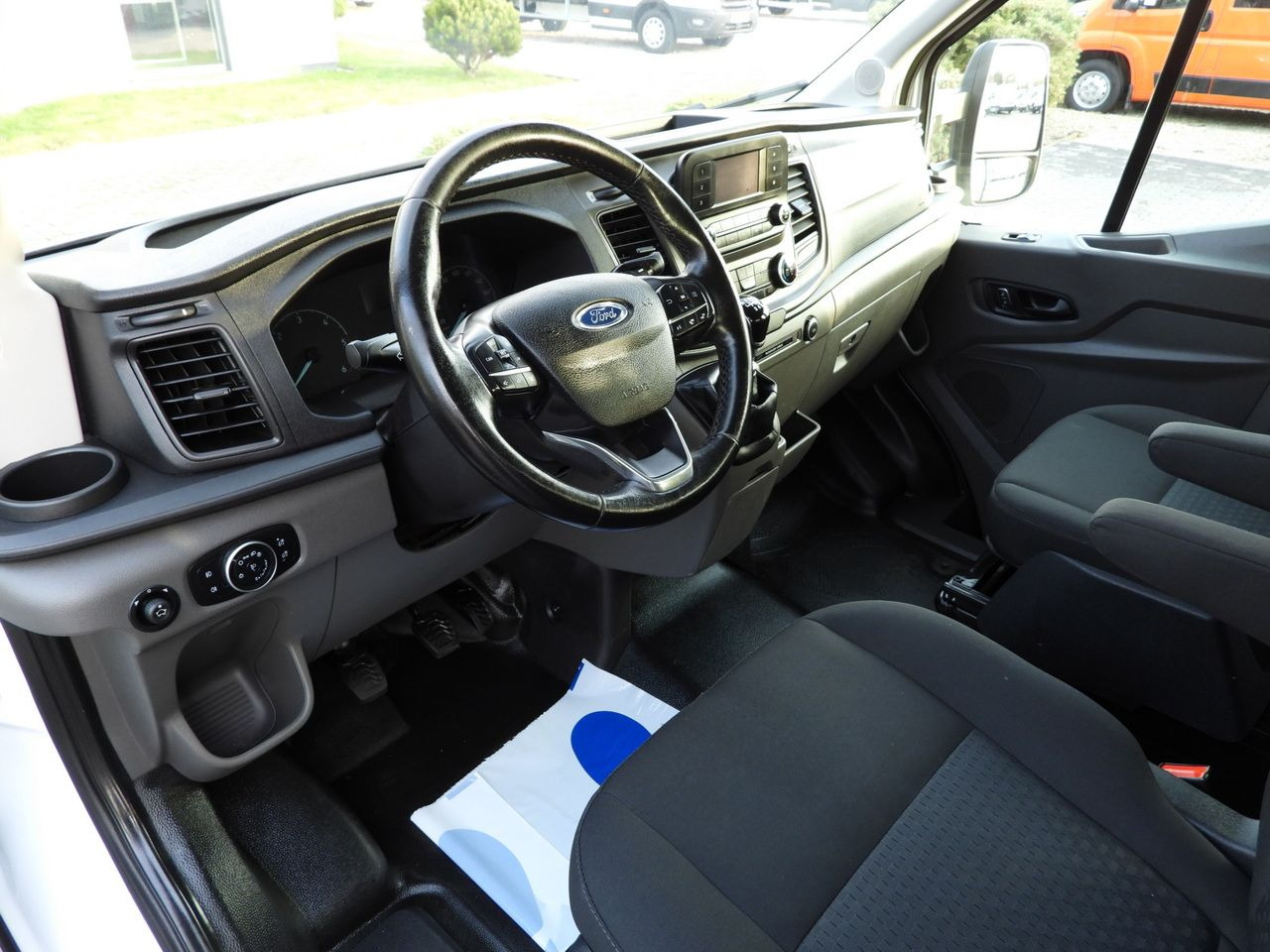 FORD TRANSIT 4x4 STAKE BODY DOUBLE CABIN DOKA 6 SEATS CRUISE CONTROL LED LIGHTS AIR CONDITIONING 170HP - Διπλοκάμπινο ελαφρύ επαγγελματικό: φωτογραφία 2 FORD TRANSIT 4x4 STAKE BODY DOUBLE CABIN DOKA 6 SEATS CRUISE CONTROL LED LIGHTS AIR CONDITIONING 170HP - Διπλοκάμπινο ελαφρύ επαγγελματικό: φωτογραφία 2