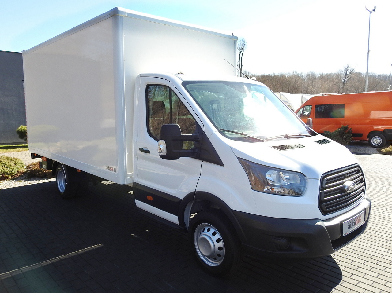 FORD TRANSIT  BOX LIFT 8 PALLETS TWIN WHEELS AIR CONDITIONING  130HP - Επαγγελματικό αυτοκίνητο κόφα: φωτογραφία 4 FORD TRANSIT  BOX LIFT 8 PALLETS TWIN WHEELS AIR CONDITIONING  130HP - Επαγγελματικό αυτοκίνητο κόφα: φωτογραφία 4