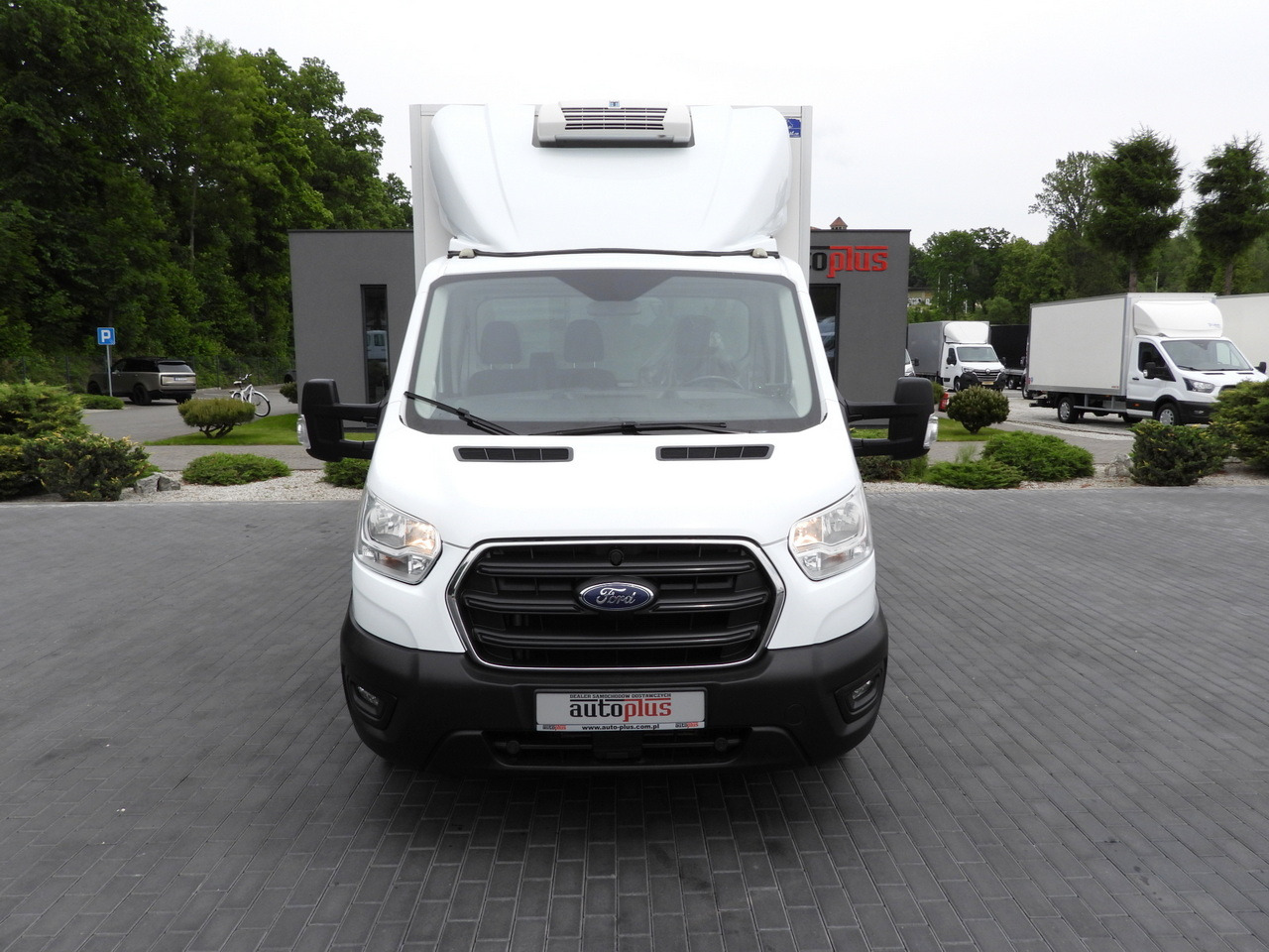 FORD TRANSIT BOX / REFRIGERATOR BOX 5*C / CRUISE CONTROL LED LIGHTS TWIN WHEELS AIR CONDITIONING  130HP - Επαγγελματικό αυτοκίνητο ψυγείο: φωτογραφία 5 FORD TRANSIT BOX / REFRIGERATOR BOX 5*C / CRUISE CONTROL LED LIGHTS TWIN WHEELS AIR CONDITIONING  130HP - Επαγγελματικό αυτοκίνητο ψυγείο: φωτογραφία 5