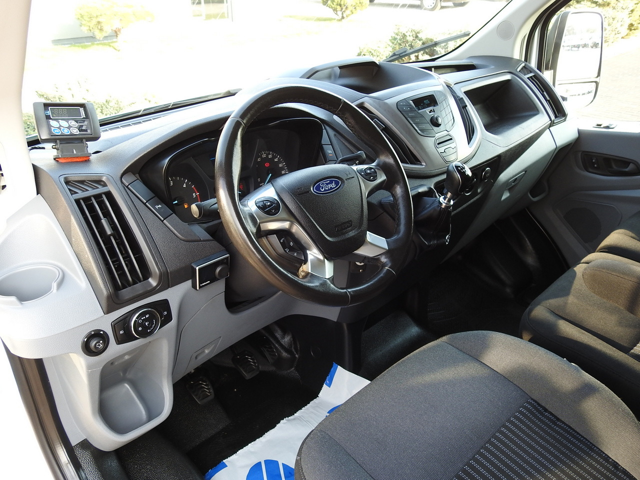 FORD TRANSIT  REFRIGERATOR VAN 0°C HEATING FUNCTION CRUISE CONTROL LED LIGHTS AIR CONDITIONING  130HP - Επαγγελματικό αυτοκίνητο ψυγείο: φωτογραφία 2 FORD TRANSIT  REFRIGERATOR VAN 0°C HEATING FUNCTION CRUISE CONTROL LED LIGHTS AIR CONDITIONING  130HP - Επαγγελματικό αυτοκίνητο ψυγείο: φωτογραφία 2