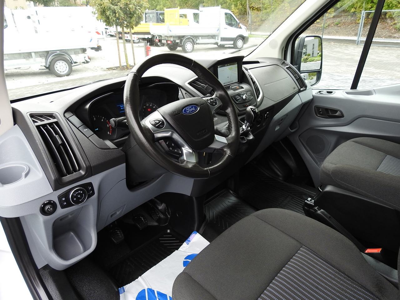 FORD TRANSIT REFRIGERATOR VAN 0*C HEATING FUNCTION POWER SUPPLY 230V CRUISE CONTROL NAVIGATION AIR CONDITIONING LED LIGHTS  130HP - Επαγγελματικό αυτοκίνητο ψυγείο: φωτογραφία 2 FORD TRANSIT REFRIGERATOR VAN 0*C HEATING FUNCTION POWER SUPPLY 230V CRUISE CONTROL NAVIGATION AIR CONDITIONING LED LIGHTS  130HP - Επαγγελματικό αυτοκίνητο ψυγείο: φωτογραφία 2