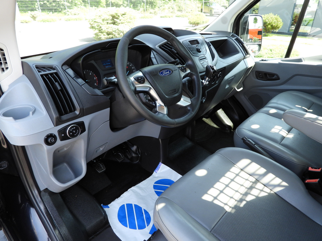 FORD TRANSIT STAKE BODY 8 PALLETS CRUISE CONTROL TWIN WHEELS AIR CONDITIONING 125HP - Μικρό φορτηγό με καρότσα: φωτογραφία 2 FORD TRANSIT STAKE BODY 8 PALLETS CRUISE CONTROL TWIN WHEELS AIR CONDITIONING 125HP - Μικρό φορτηγό με καρότσα: φωτογραφία 2