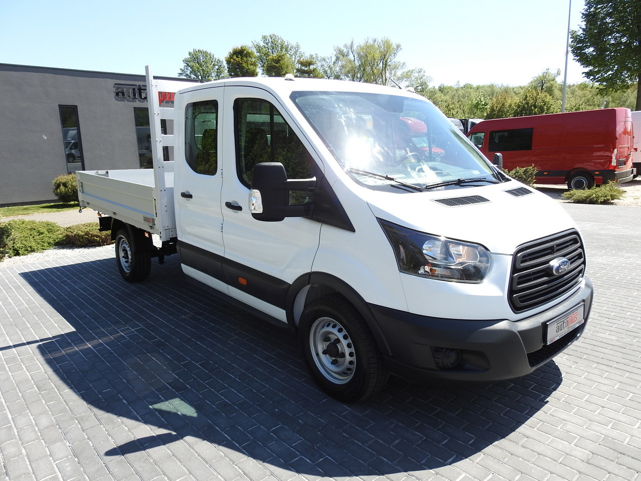 FORD TRANSIT STAKE BODY DOUBLE CABIN DOKA 7 SEATS AIR CONDITIONING 130HP - Διπλοκάμπινο ελαφρύ επαγγελματικό: φωτογραφία 4 FORD TRANSIT STAKE BODY DOUBLE CABIN DOKA 7 SEATS AIR CONDITIONING 130HP - Διπλοκάμπινο ελαφρύ επαγγελματικό: φωτογραφία 4