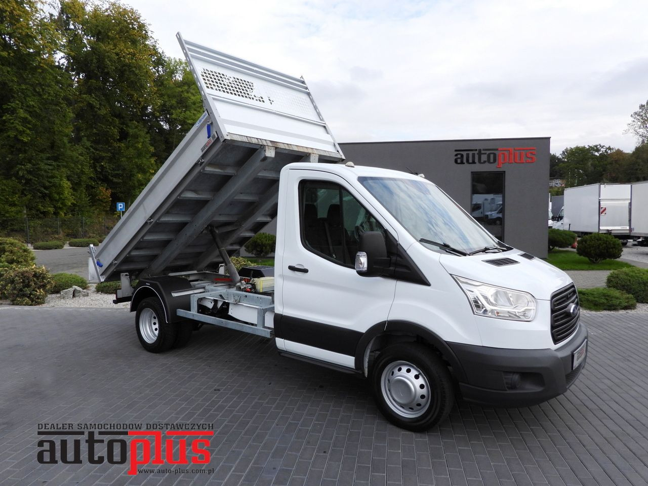 FORD TRANSIT TIPPER TWIN WHEELS 155HP - Όχημα με ανατρεπομενη καροτσα: φωτογραφία 1 FORD TRANSIT TIPPER TWIN WHEELS 155HP - Όχημα με ανατρεπομενη καροτσα: φωτογραφία 1