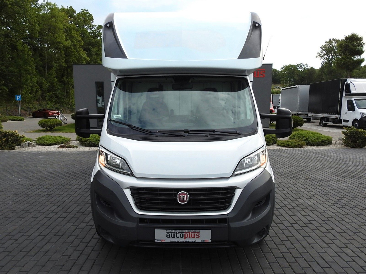 Fiat DUCATO KOFFER 8 PALETTEN KLIMAANLAGE 130PS - Επαγγελματικό αυτοκίνητο κόφα: φωτογραφία 5 Fiat DUCATO KOFFER 8 PALETTEN KLIMAANLAGE 130PS - Επαγγελματικό αυτοκίνητο κόφα: φωτογραφία 5