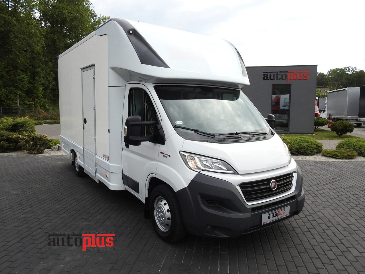 Fiat DUCATO KOFFER 8 PALETTEN KLIMAANLAGE 130PS - Επαγγελματικό αυτοκίνητο κόφα: φωτογραφία 1 Fiat DUCATO KOFFER 8 PALETTEN KLIMAANLAGE 130PS - Επαγγελματικό αυτοκίνητο κόφα: φωτογραφία 1