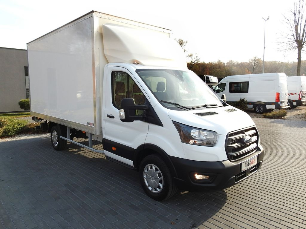 Ford TRANSIT KOFFER AUFZUG 8 PALETTEN TEMPOMAT - Επαγγελματικό αυτοκίνητο κόφα: φωτογραφία 4 Ford TRANSIT KOFFER AUFZUG 8 PALETTEN TEMPOMAT - Επαγγελματικό αυτοκίνητο κόφα: φωτογραφία 4