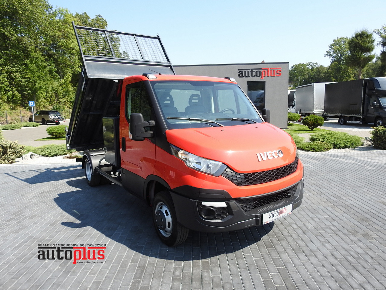 IVECO DAILY 35C13 TIPPER CRUISE CONTROL AIR CONDITIONING TWIN WHEELS 130HP - Όχημα με ανατρεπομενη καροτσα: φωτογραφία 1 IVECO DAILY 35C13 TIPPER CRUISE CONTROL AIR CONDITIONING TWIN WHEELS 130HP - Όχημα με ανατρεπομενη καροτσα: φωτογραφία 1