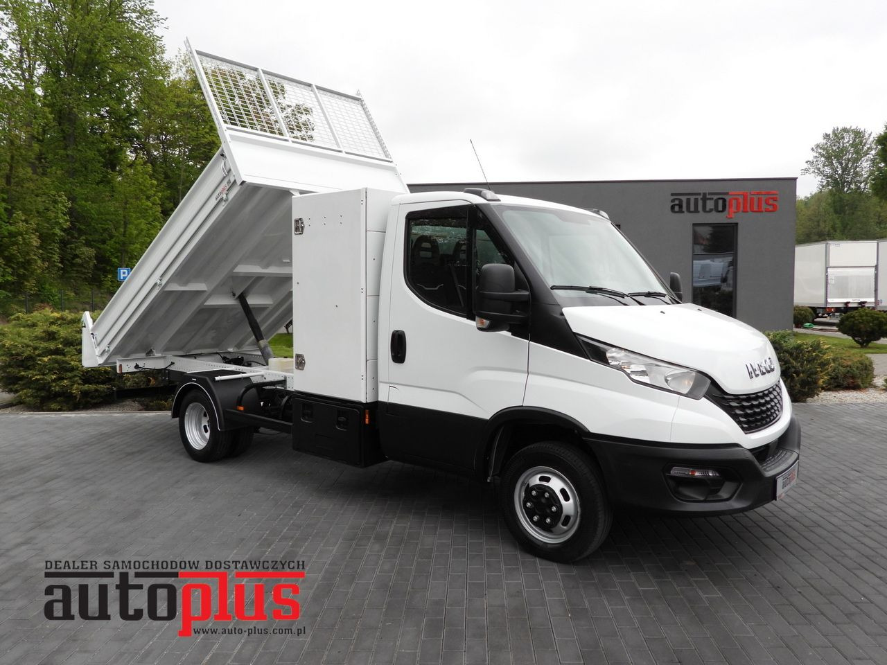 IVECO DAILY 35C14 TIPPER CRUISE CONTROL TWIN WHEELS 140HP - Όχημα με ανατρεπομενη καροτσα: φωτογραφία 1 IVECO DAILY 35C14 TIPPER CRUISE CONTROL TWIN WHEELS 140HP - Όχημα με ανατρεπομενη καροτσα: φωτογραφία 1