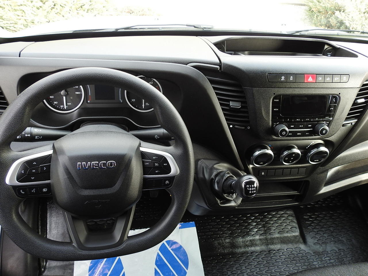 Επαγγελματικό αυτοκίνητο κόφα IVECO DAILY 35C16 BOX LIFT 8 PALLETS CRUISE CONTROL TWIN WHEELS AIR CONDITIONING 160HP: φωτογραφία 28 Επαγγελματικό αυτοκίνητο κόφα IVECO DAILY 35C16 BOX LIFT 8 PALLETS CRUISE CONTROL TWIN WHEELS AIR CONDITIONING 160HP: φωτογραφία 28