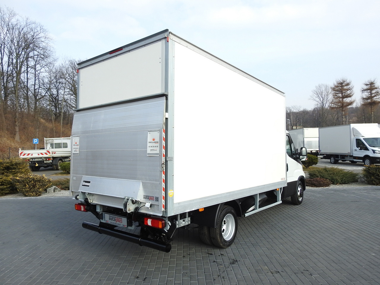 IVECO DAILY 35C16 BOX LIFT 8 PALLETS CRUISE CONTROL TWIN WHEELS AIR CONDITIONING 160HP - Επαγγελματικό αυτοκίνητο κόφα: φωτογραφία 3 IVECO DAILY 35C16 BOX LIFT 8 PALLETS CRUISE CONTROL TWIN WHEELS AIR CONDITIONING 160HP - Επαγγελματικό αυτοκίνητο κόφα: φωτογραφία 3