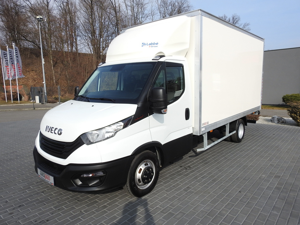 Επαγγελματικό αυτοκίνητο κόφα IVECO DAILY 35C16 BOX LIFT 8 PALLETS CRUISE CONTROL TWIN WHEELS AIR CONDITIONING 160HP: φωτογραφία 6 Επαγγελματικό αυτοκίνητο κόφα IVECO DAILY 35C16 BOX LIFT 8 PALLETS CRUISE CONTROL TWIN WHEELS AIR CONDITIONING 160HP: φωτογραφία 6