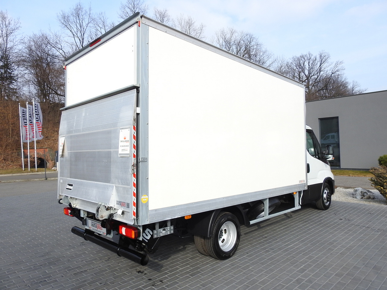 Επαγγελματικό αυτοκίνητο κόφα IVECO DAILY 35C16 BOX LIFT 8 PALLETS CRUISE CONTROL TWIN WHEELS AIR CONDITIONING 160HP: φωτογραφία 13 Επαγγελματικό αυτοκίνητο κόφα IVECO DAILY 35C16 BOX LIFT 8 PALLETS CRUISE CONTROL TWIN WHEELS AIR CONDITIONING 160HP: φωτογραφία 13