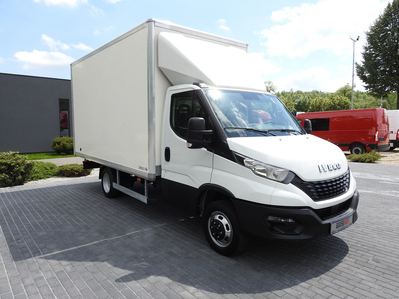 IVECO DAILY 35S14 8 PALLETS CRUISE CONTROL TWIN WHEELS AIR CONDITIONING 140HP - Επαγγελματικό αυτοκίνητο κόφα: φωτογραφία 4 IVECO DAILY 35S14 8 PALLETS CRUISE CONTROL TWIN WHEELS AIR CONDITIONING 140HP - Επαγγελματικό αυτοκίνητο κόφα: φωτογραφία 4