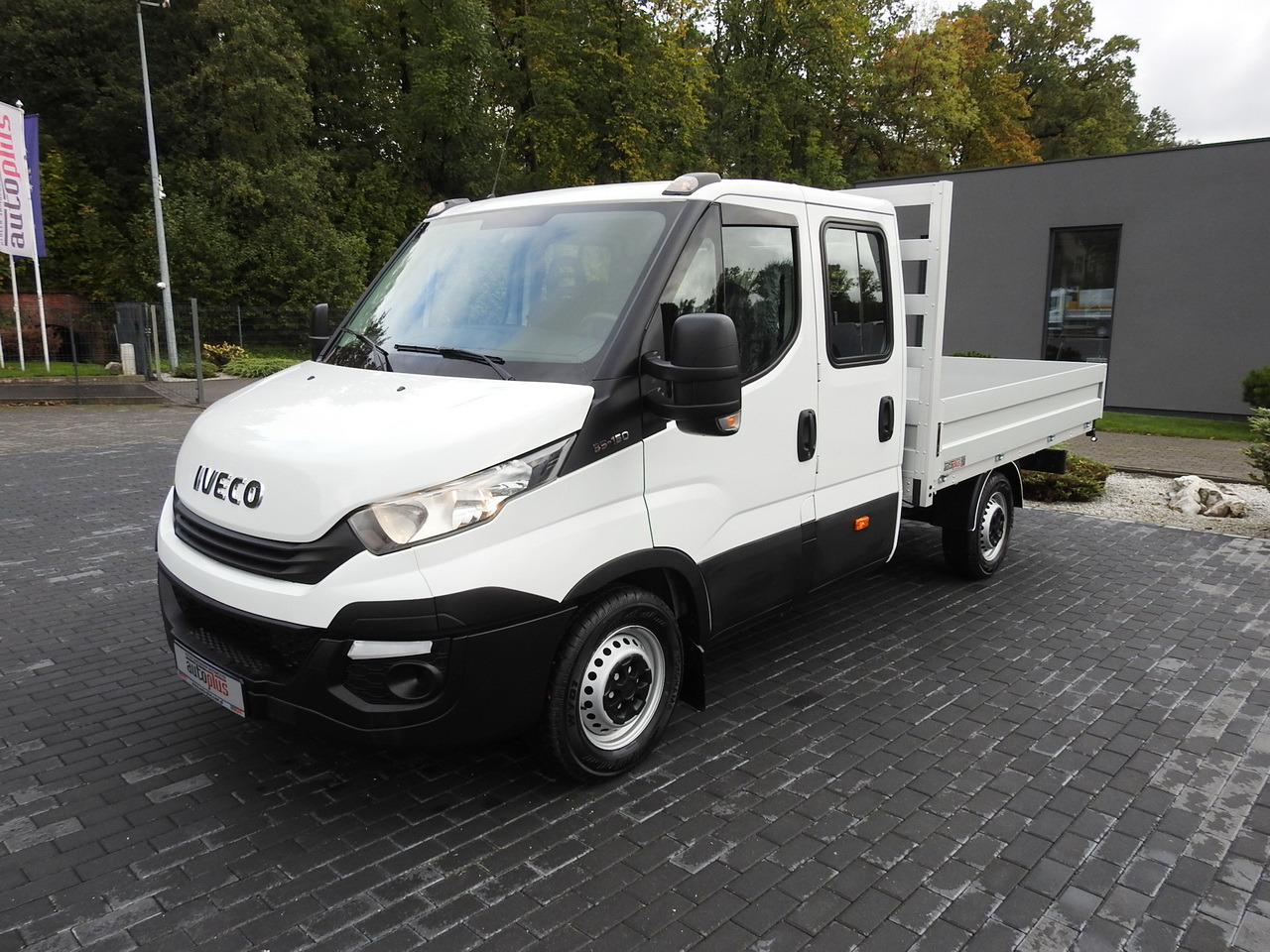 Διπλοκάμπινο ελαφρύ επαγγελματικό IVECO DAILY 35S15 STAKE BODY DOUBLE CABIN DOKA 7 SEATS AIR CONDITIONING  150HP: φωτογραφία 6