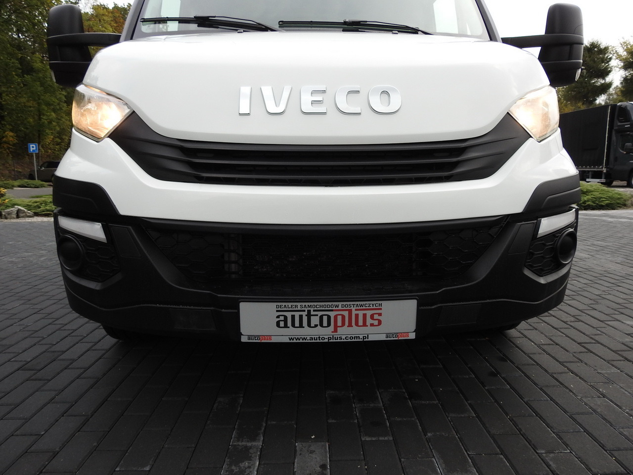 Διπλοκάμπινο ελαφρύ επαγγελματικό IVECO DAILY 35S15 STAKE BODY DOUBLE CABIN DOKA 7 SEATS AIR CONDITIONING  150HP: φωτογραφία 14