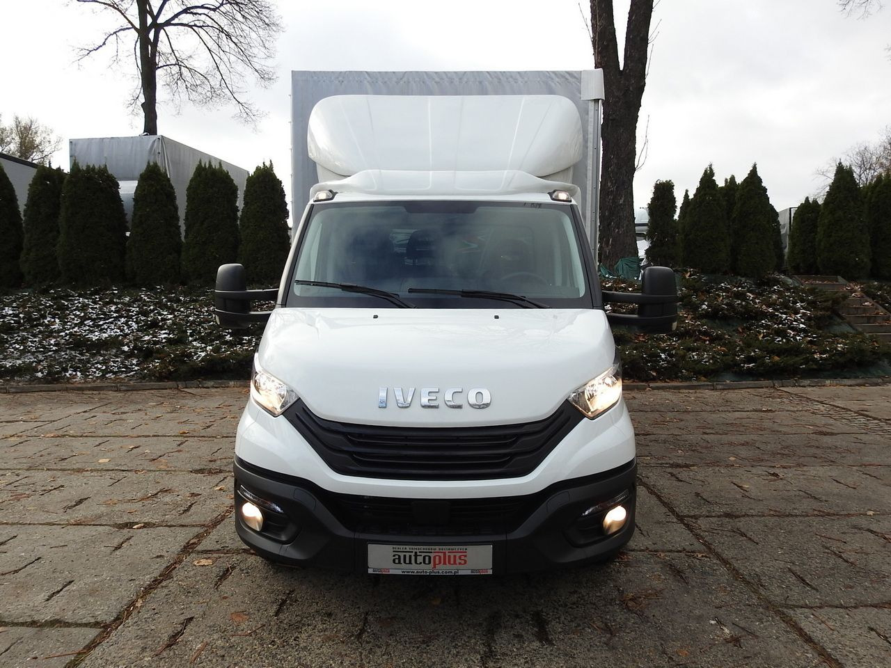 IVECO DAILY 35S16 NEW TARPAULIN LIFT 8 PALLETS CRUISE CONTROL AIR CONDITIONING 160HP - Επαγγελματικό αυτοκίνητο με μουσαμά: φωτογραφία 5 IVECO DAILY 35S16 NEW TARPAULIN LIFT 8 PALLETS CRUISE CONTROL AIR CONDITIONING 160HP - Επαγγελματικό αυτοκίνητο με μουσαμά: φωτογραφία 5