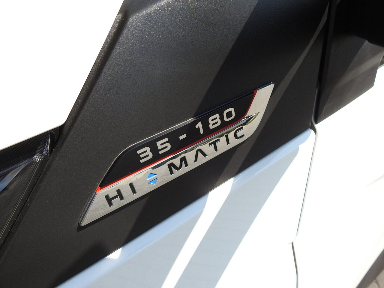 Μίσθωση IVECO DAILY 35S18 NEW TARPAULIN 8 PALLETS CRUISE CONTROL NAVIGATION LED LIGHTS AUTOMATIC TRANSMISSION HI-MATIC MANUFACTURERS WARRANTY  180HP IVECO DAILY 35S18 NEW TARPAULIN 8 PALLETS CRUISE CONTROL NAVIGATION LED LIGHTS AUTOMATIC TRANSMISSION HI-MATIC MANUFACTURERS WARRANTY  180HP: φωτογραφία 24