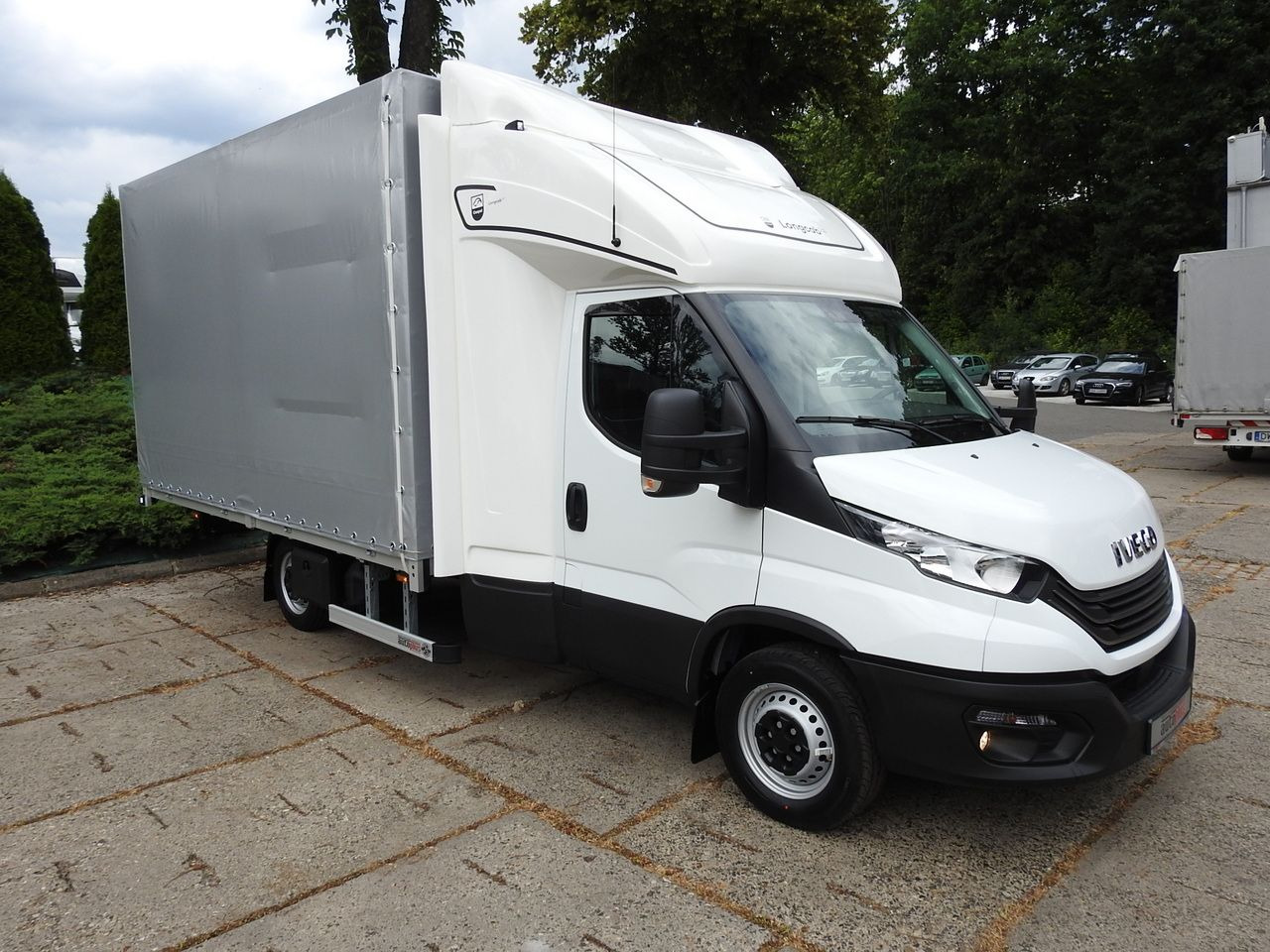 IVECO DAILY 35S18 NEW TARPAULIN WEBASTO CRUISE CONTROL AIR CONDITIONING 180HP - Επαγγελματικό αυτοκίνητο με μουσαμά: φωτογραφία 4 IVECO DAILY 35S18 NEW TARPAULIN WEBASTO CRUISE CONTROL AIR CONDITIONING 180HP - Επαγγελματικό αυτοκίνητο με μουσαμά: φωτογραφία 4