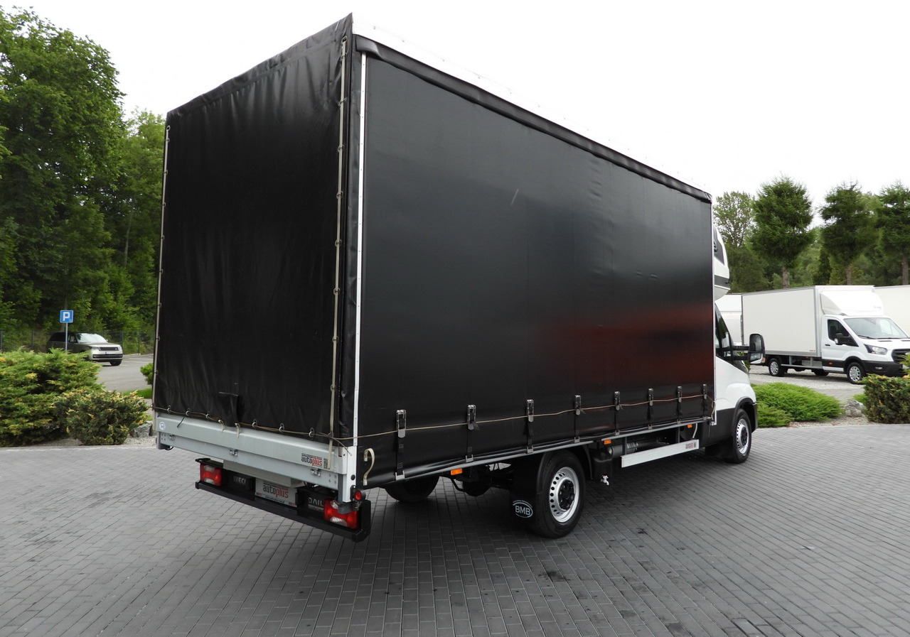 IVECO DAILY 35S18 TARPAULIN 10 PALLETS WEBASTO CRUISE CONTROL NAVIGATION LED LIGHTS AIR CONDITIONING 180HP - Επαγγελματικό αυτοκίνητο με μουσαμά: φωτογραφία 3 IVECO DAILY 35S18 TARPAULIN 10 PALLETS WEBASTO CRUISE CONTROL NAVIGATION LED LIGHTS AIR CONDITIONING 180HP - Επαγγελματικό αυτοκίνητο με μουσαμά: φωτογραφία 3