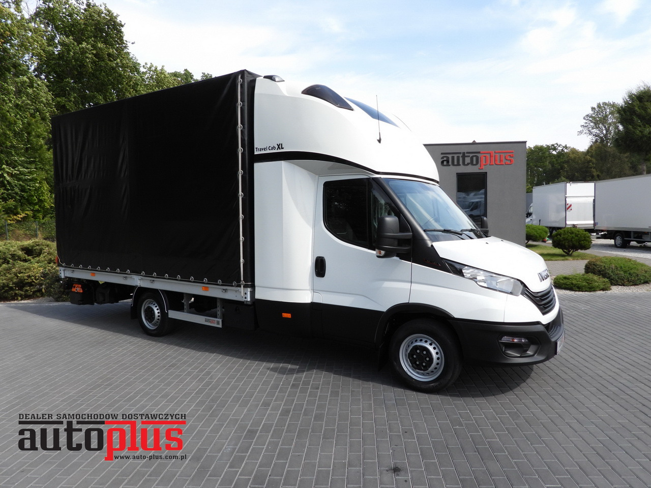 IVECO DAILY 35S18 TARPAULIN LIFT 8 PALLETS CRUISE CONTROL AIR CONDITIONING  180HP - Επαγγελματικό αυτοκίνητο με μουσαμά: φωτογραφία 1 IVECO DAILY 35S18 TARPAULIN LIFT 8 PALLETS CRUISE CONTROL AIR CONDITIONING  180HP - Επαγγελματικό αυτοκίνητο με μουσαμά: φωτογραφία 1